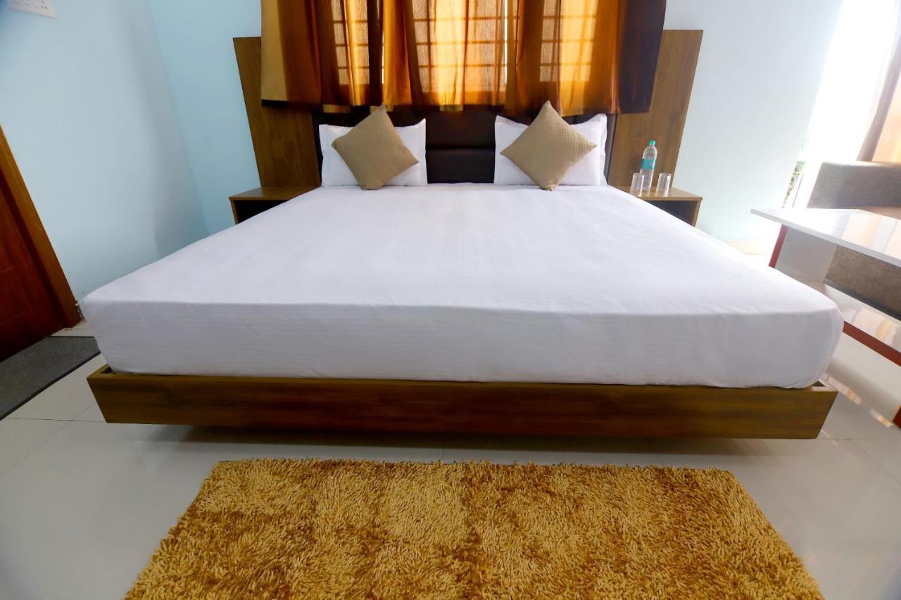 Hotel Comfort Inn Homestay Ντεχραντούν Εξωτερικό φωτογραφία