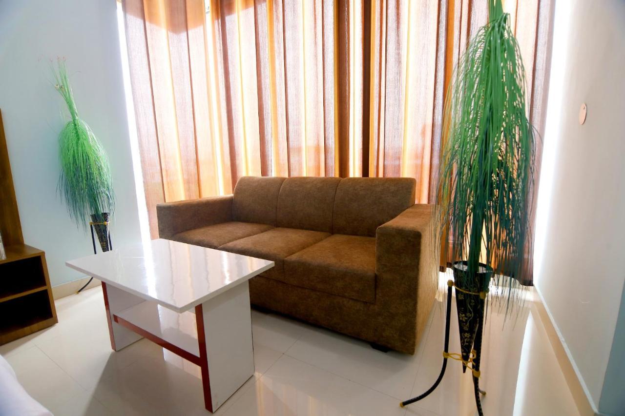 Hotel Comfort Inn Homestay Ντεχραντούν Εξωτερικό φωτογραφία