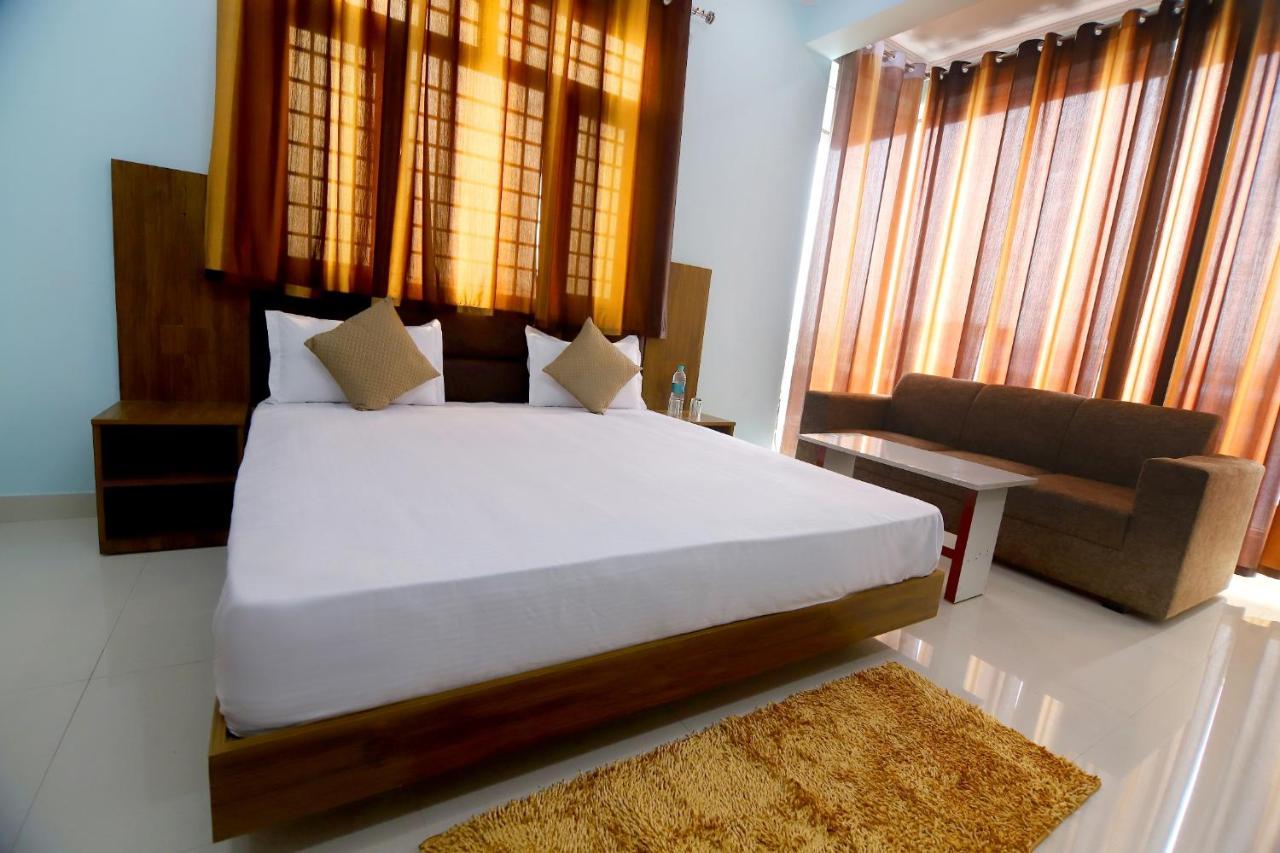 Hotel Comfort Inn Homestay Ντεχραντούν Εξωτερικό φωτογραφία